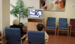 Sala de televisión Residencia ancianos madrid Amma Puente de Vallecas. Sala de televisión