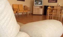 Residencia ancianos madrid Amma Alcorcón. Sala de televisión