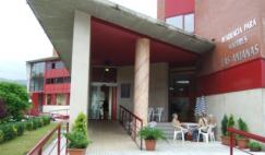 Residencia ancianos Cantabria Amma Las Anjanas. Entrada de la residencia