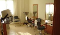 Residencia ancianos en canarias Amma Tías. Peluquería